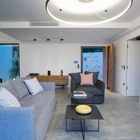 High-end Faos Two Vila Fternon
