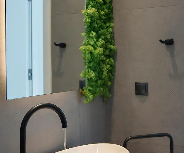 High-end Faos Two Willa *